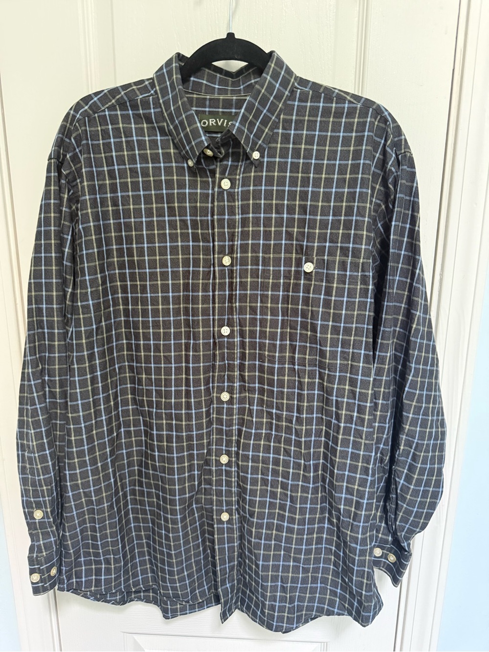 Orvis Men's Gray and Blue Plaid Button-Down Shirt
